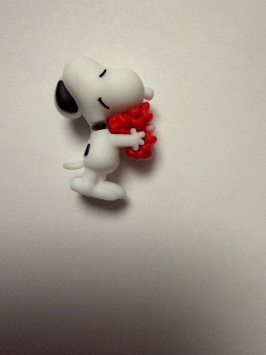 Focal 3d snoopy with hearts