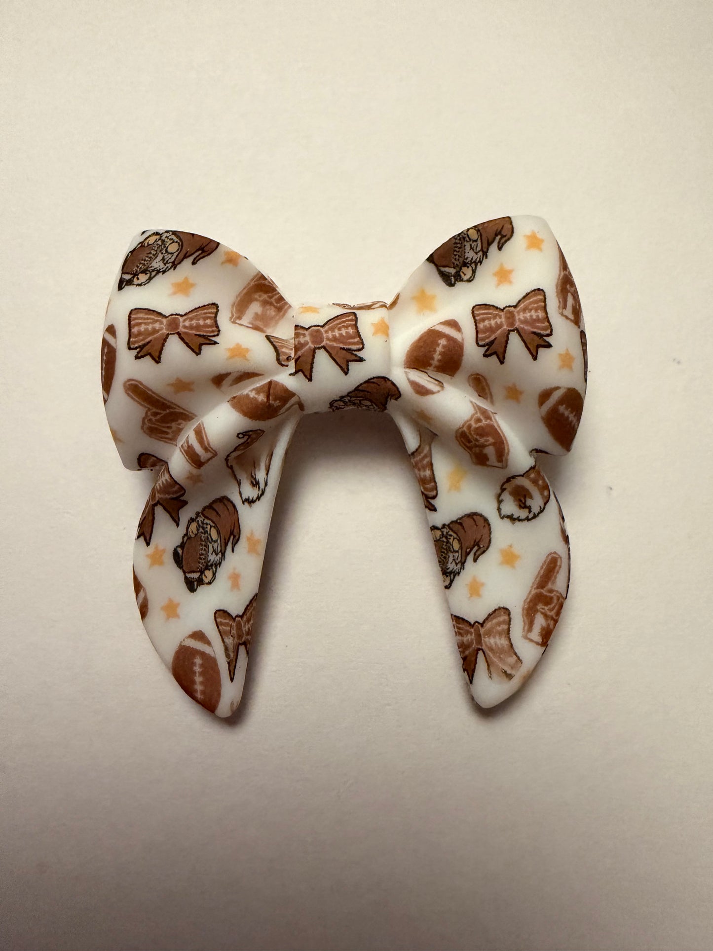 Focal 3d bow football theme with gnome on it