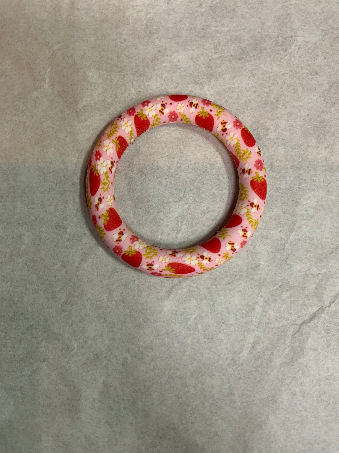 Car  charm just the circle Strawberry and bees