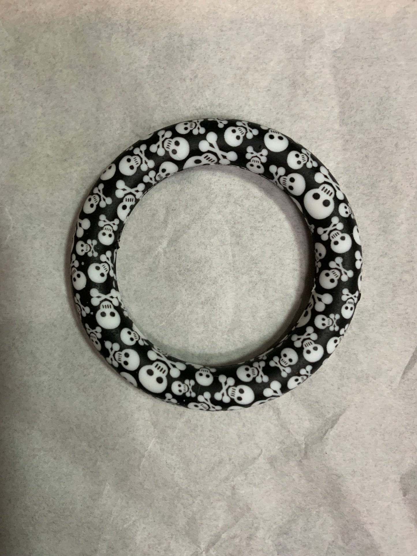 Car  charm just the circle Skulls