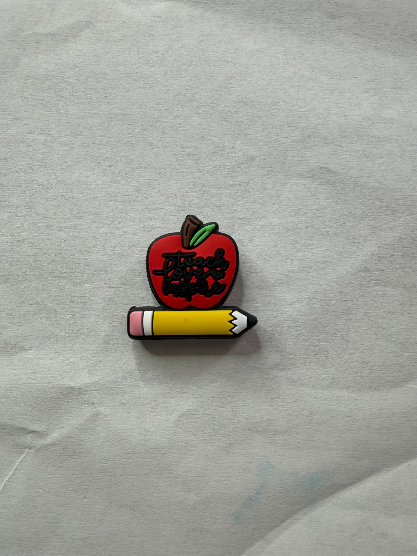 focal 2d teacher apple with pencil