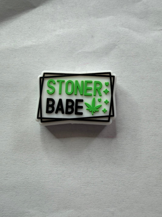 Focal 2d stoner babe sign happy leaf
