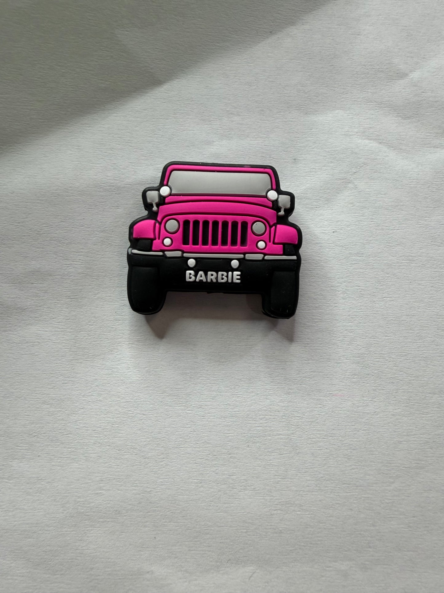 focal 2d pink Barbie jeep
