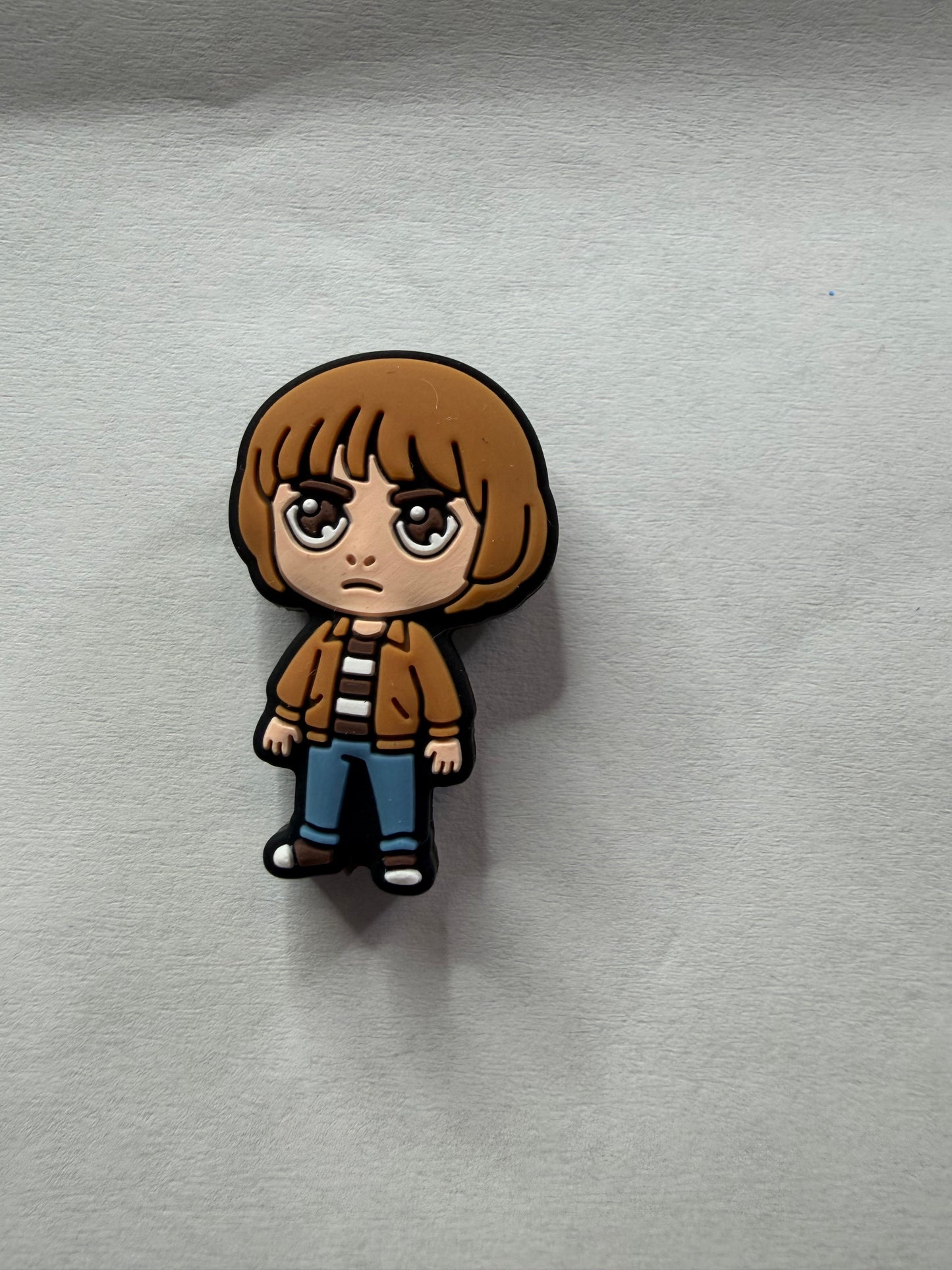 Focal 2d stranger things boy with brown shirt