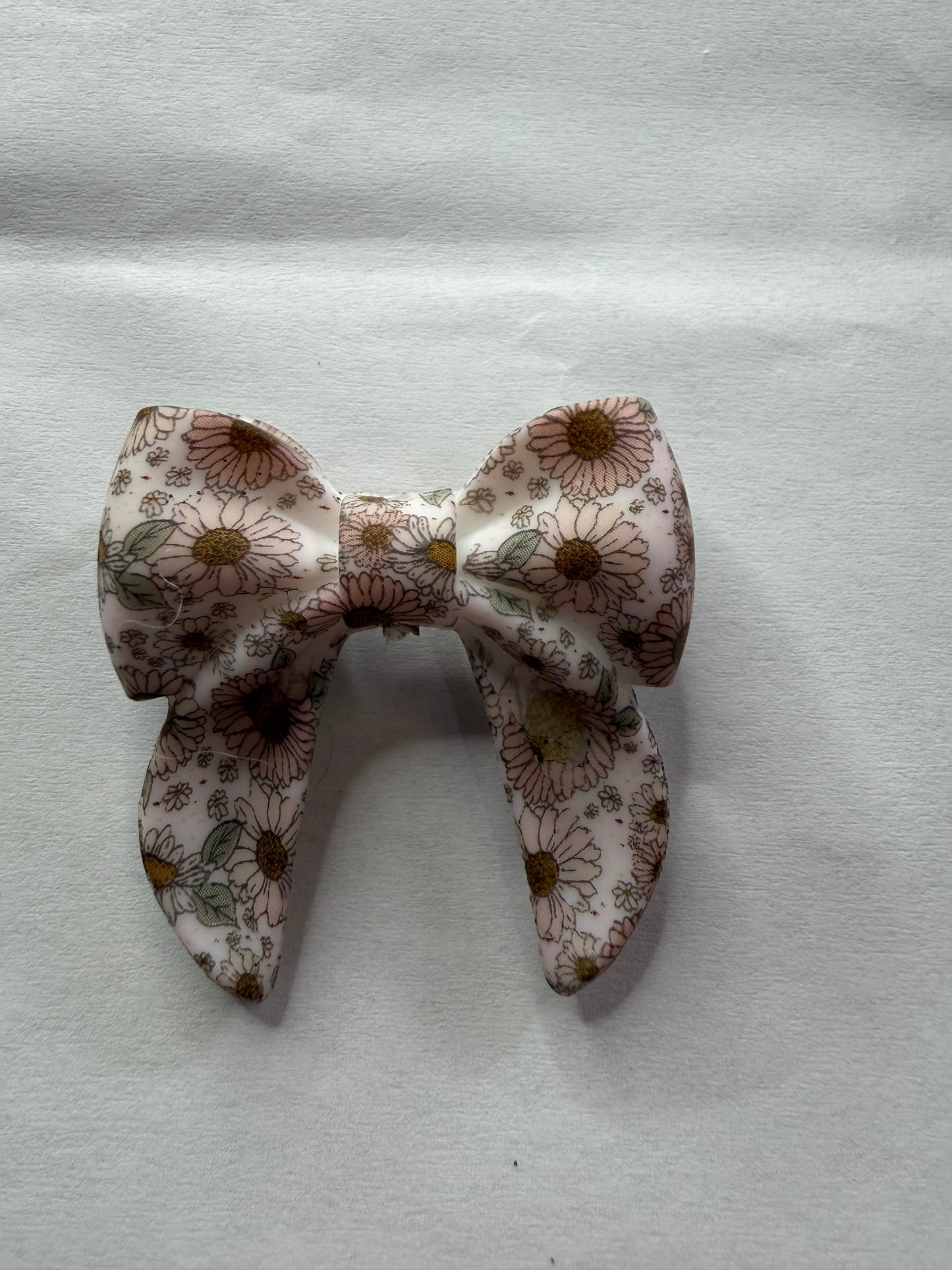 Focal 3d brown flower bow
