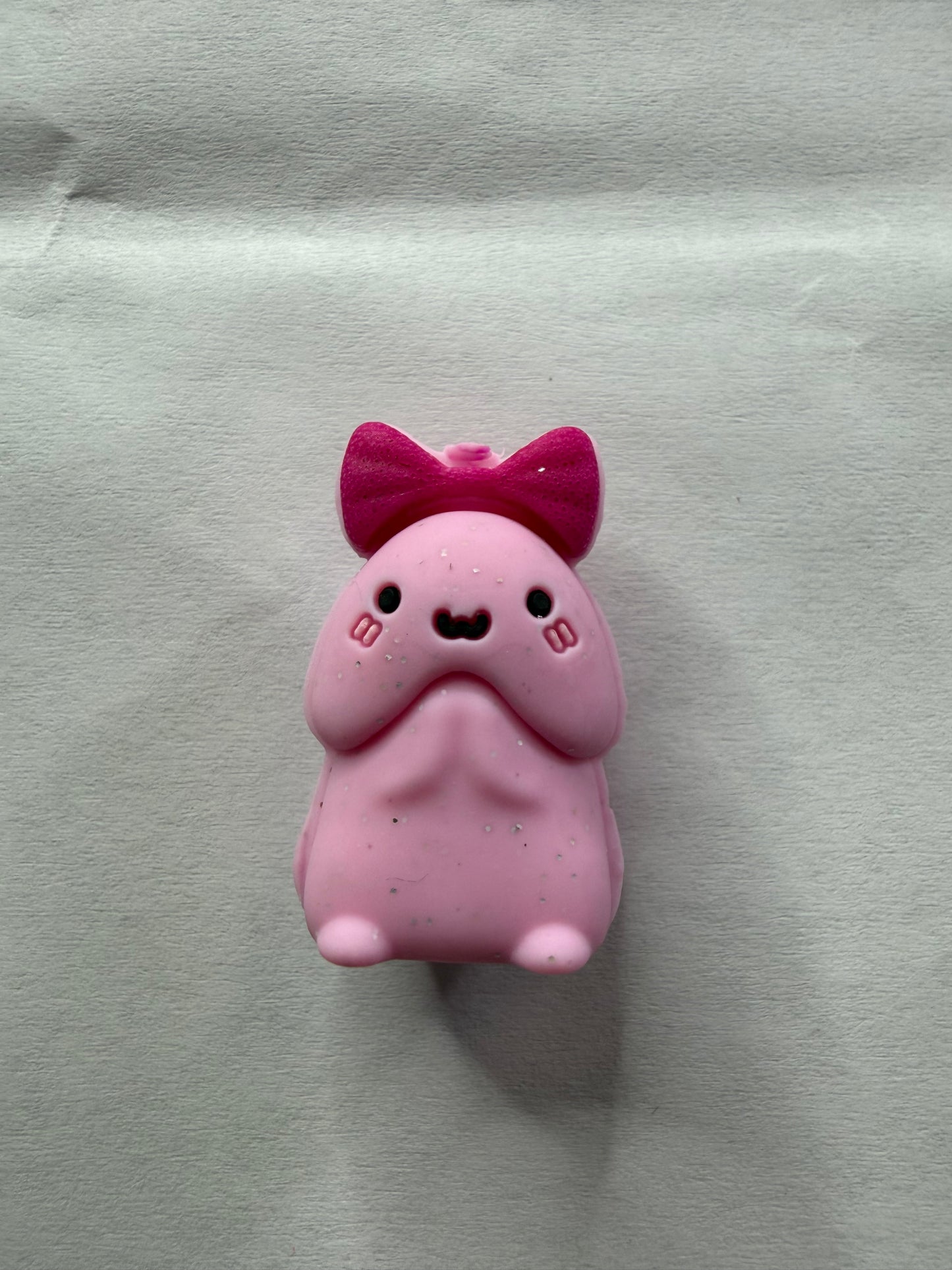 Focal 3d smaller ding dong pink with pink bow glitter