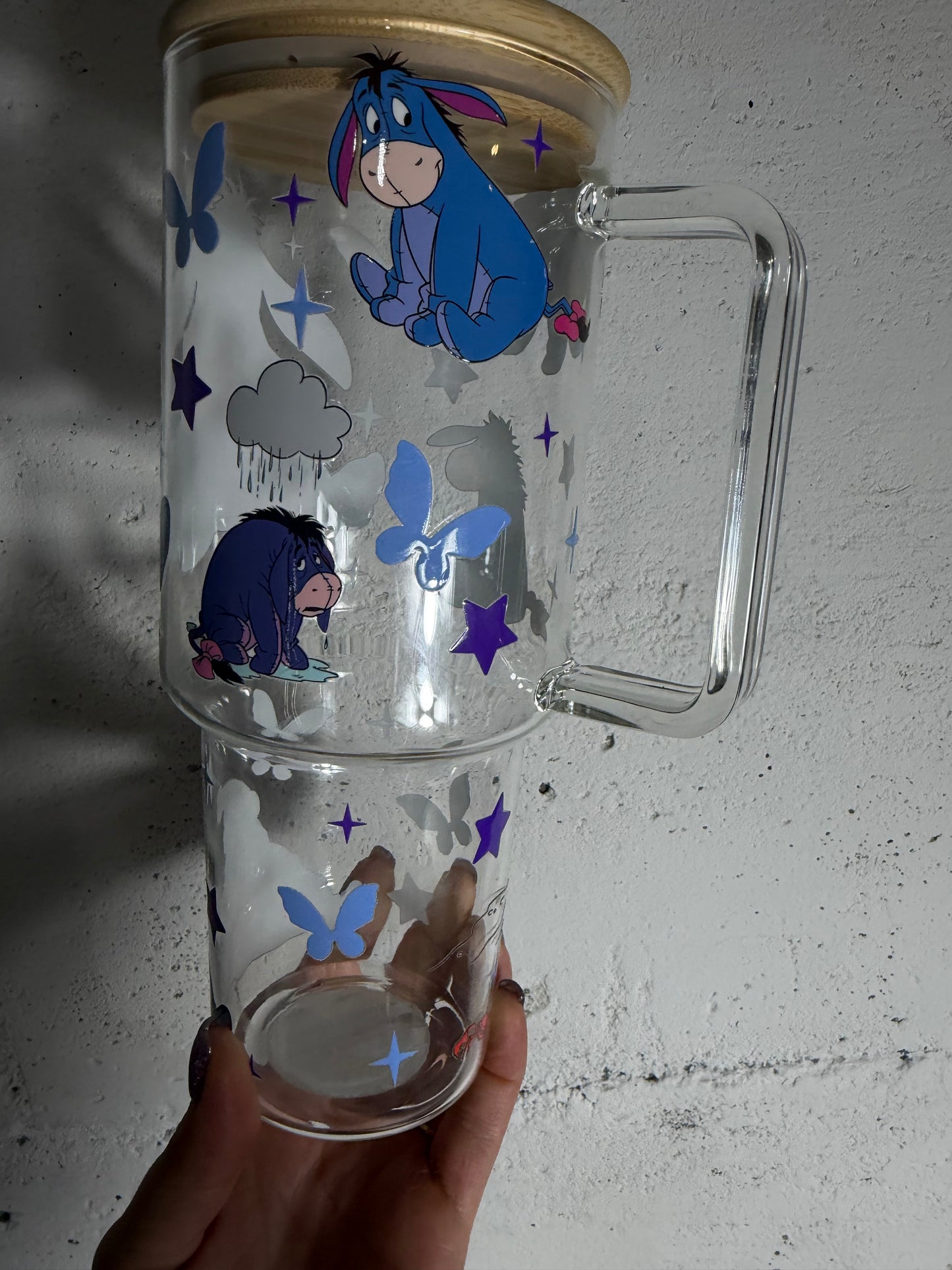 Ready to ship 40oz glass tumbler eeyore