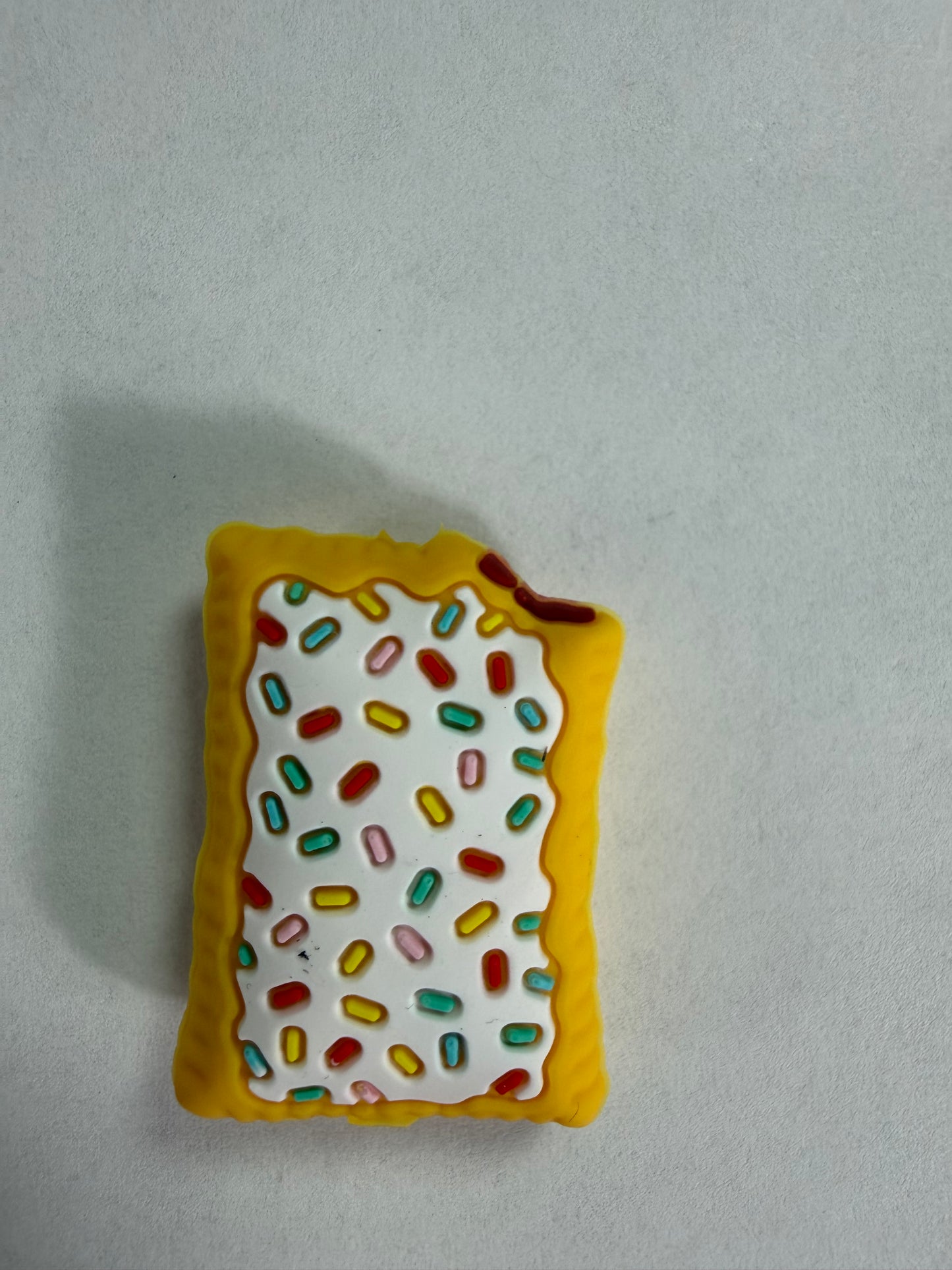 Focal 3d white poptart with bite