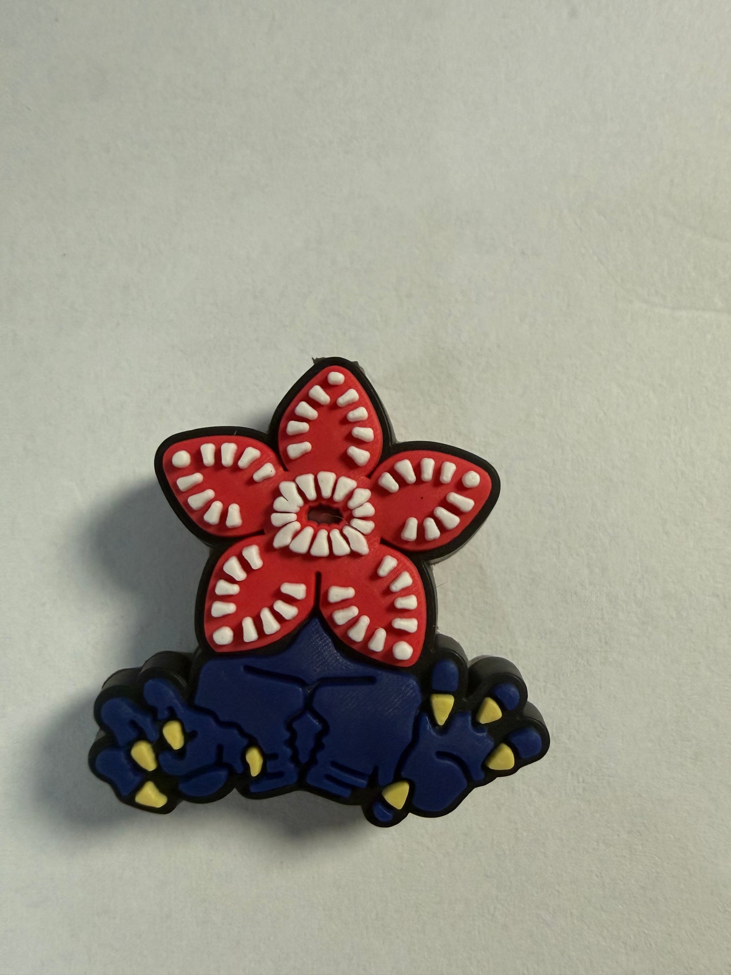 Focal 2d stranger things flower sitting