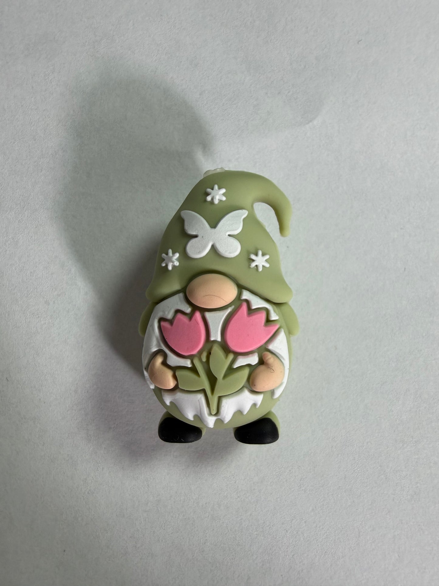 Focal 3d tulip gnome with butterfly