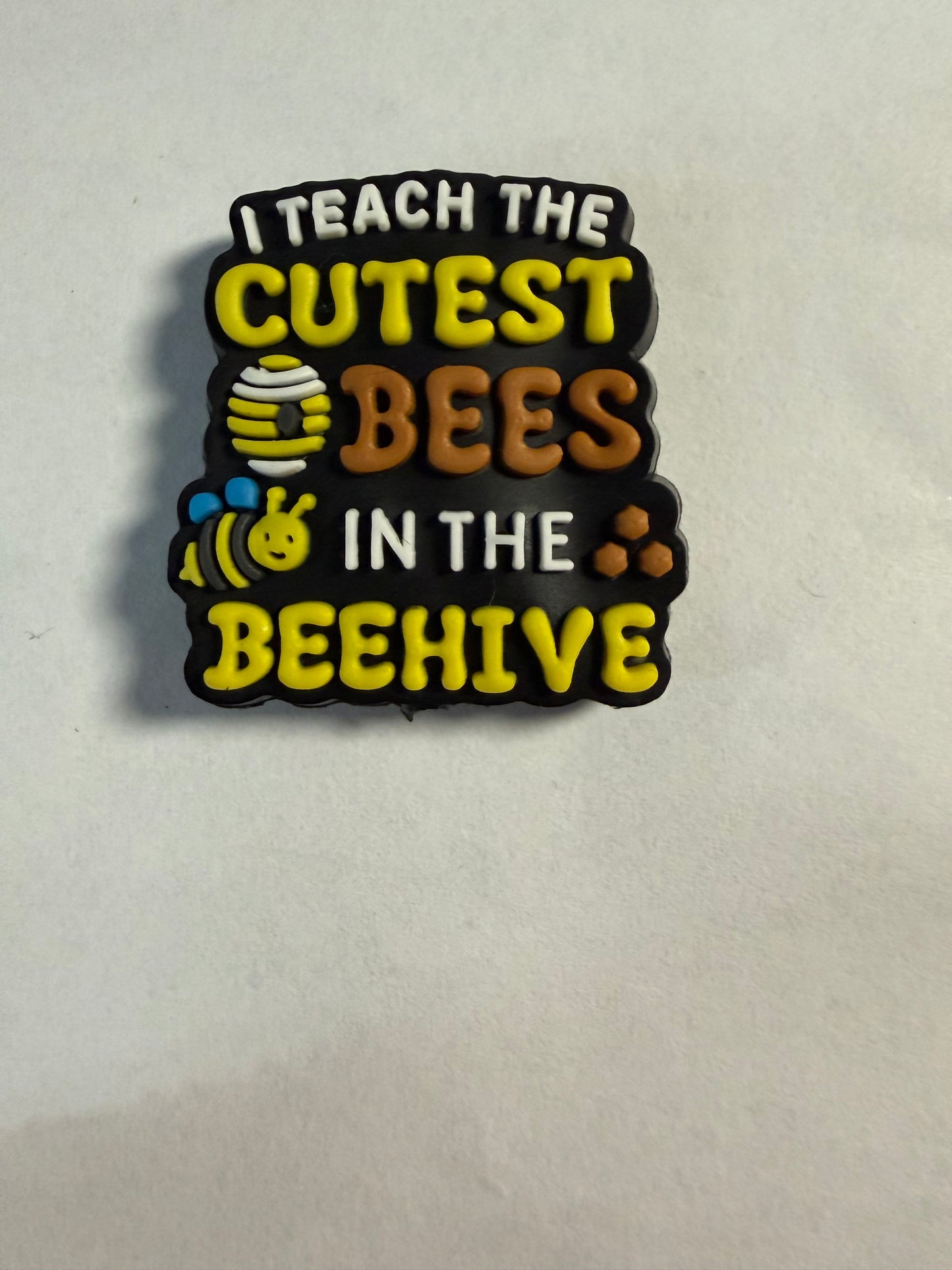 Focal 2d teach the cutest bees