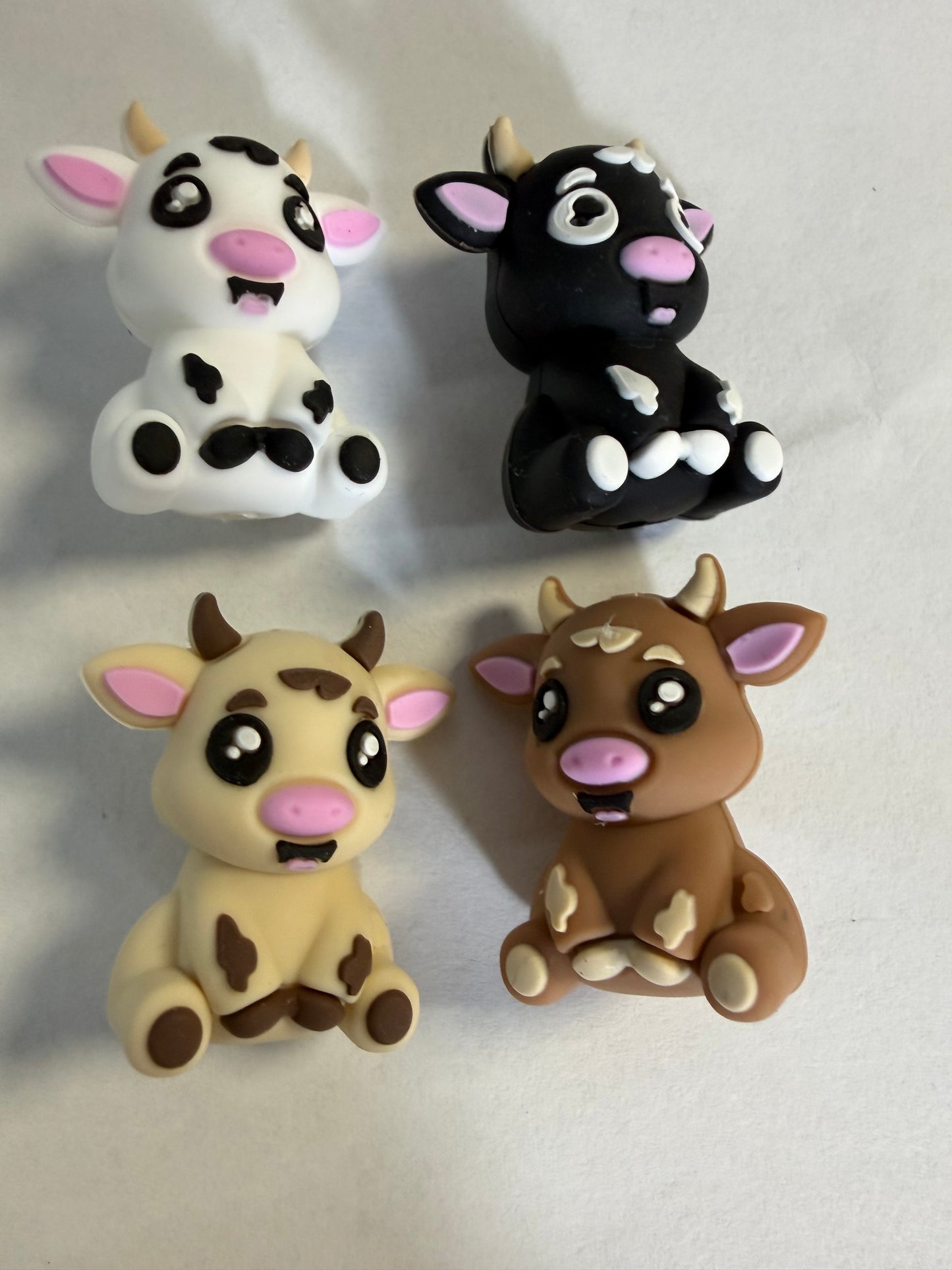 Focal 3d highland cow sitting mystery