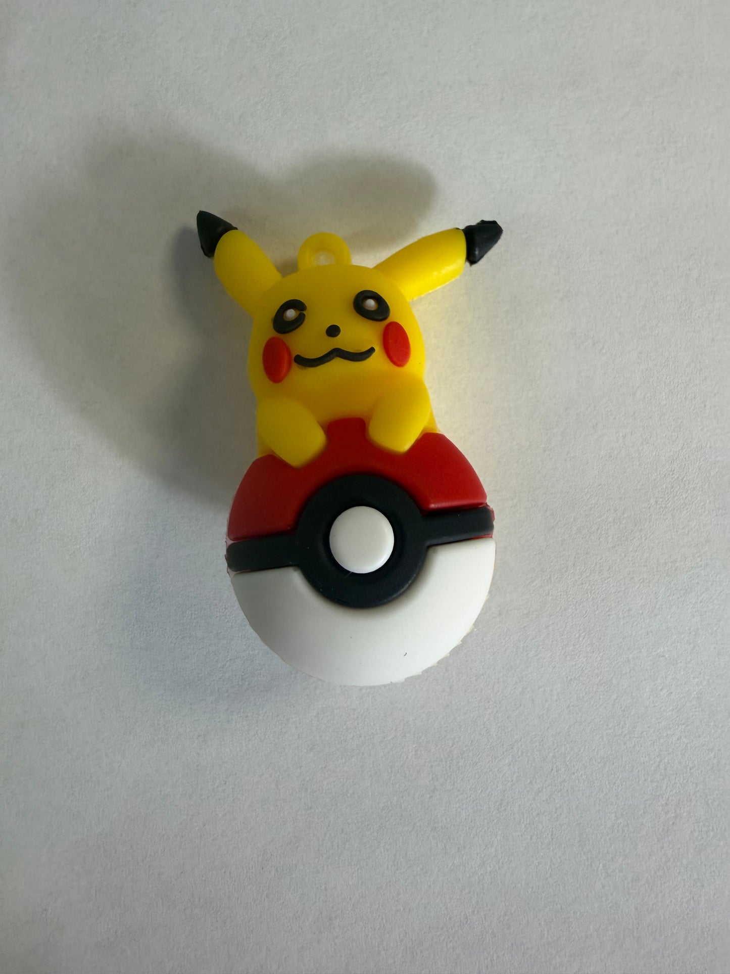 Pen topper silicone Pokémon on ball