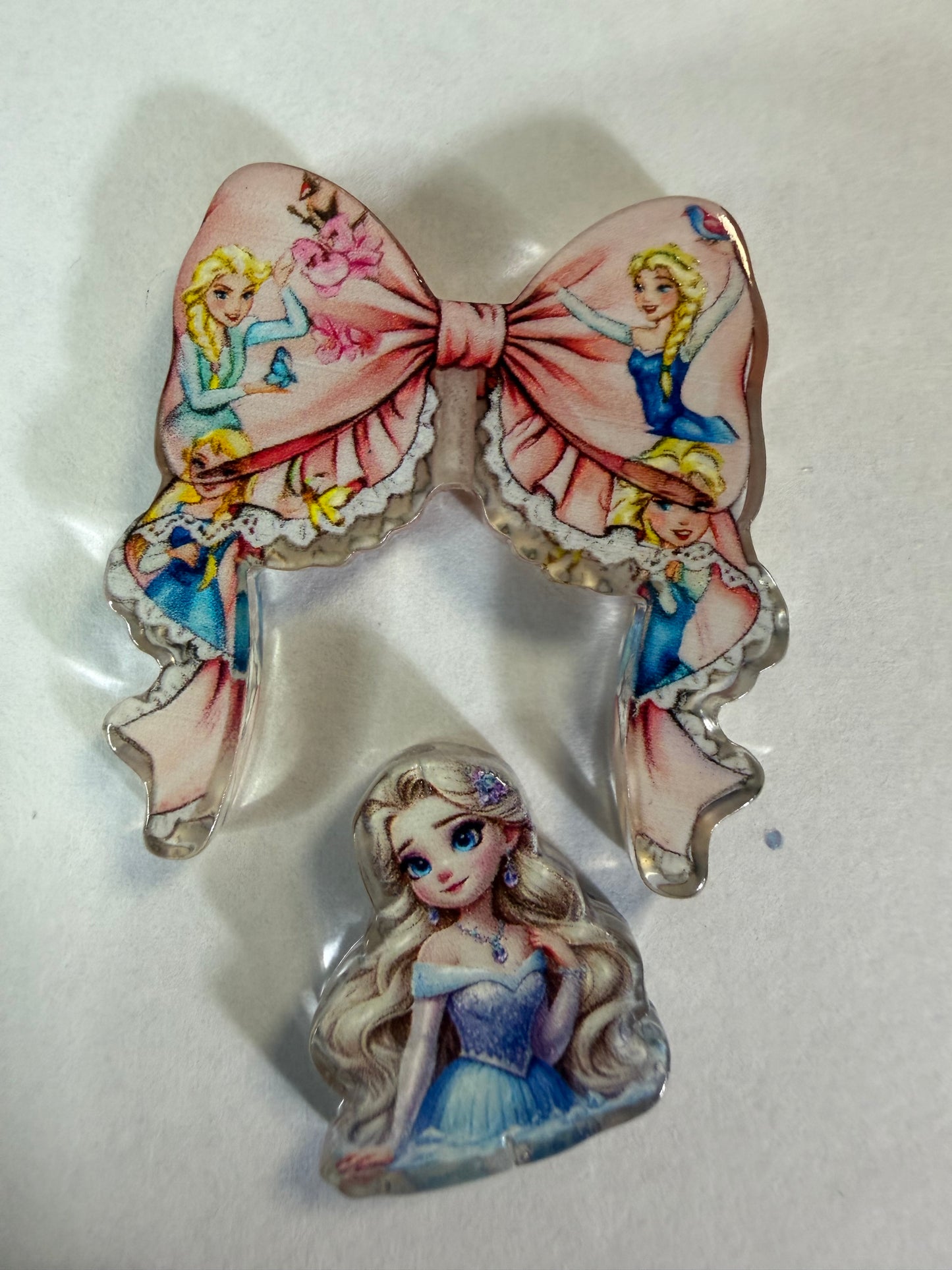 Acrylic focal 2 piece set bow Elsa